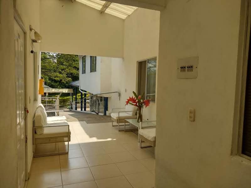 Hotel Campestre El Salitre Villeta Exterior photo