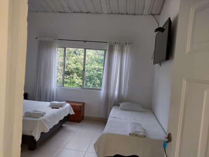 Hotel Campestre El Salitre Villeta Exterior photo